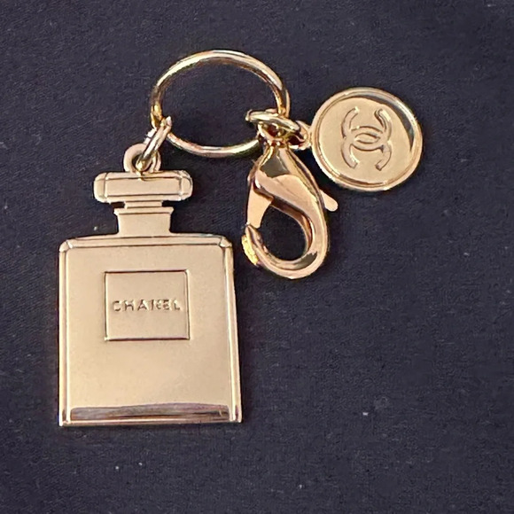 Chanel Holiday Charm - Perfume bottle and CC Charm - Picture 3 of 4